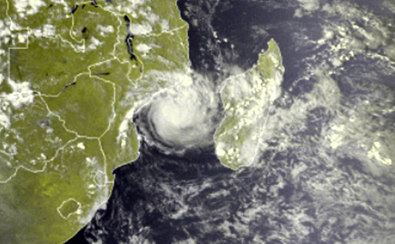 ciclone Freddy verso Mozambico