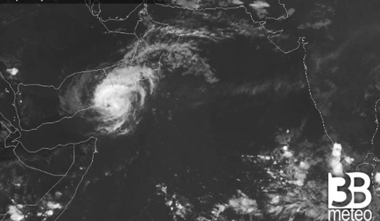 ciclone Tej sullo Yemen