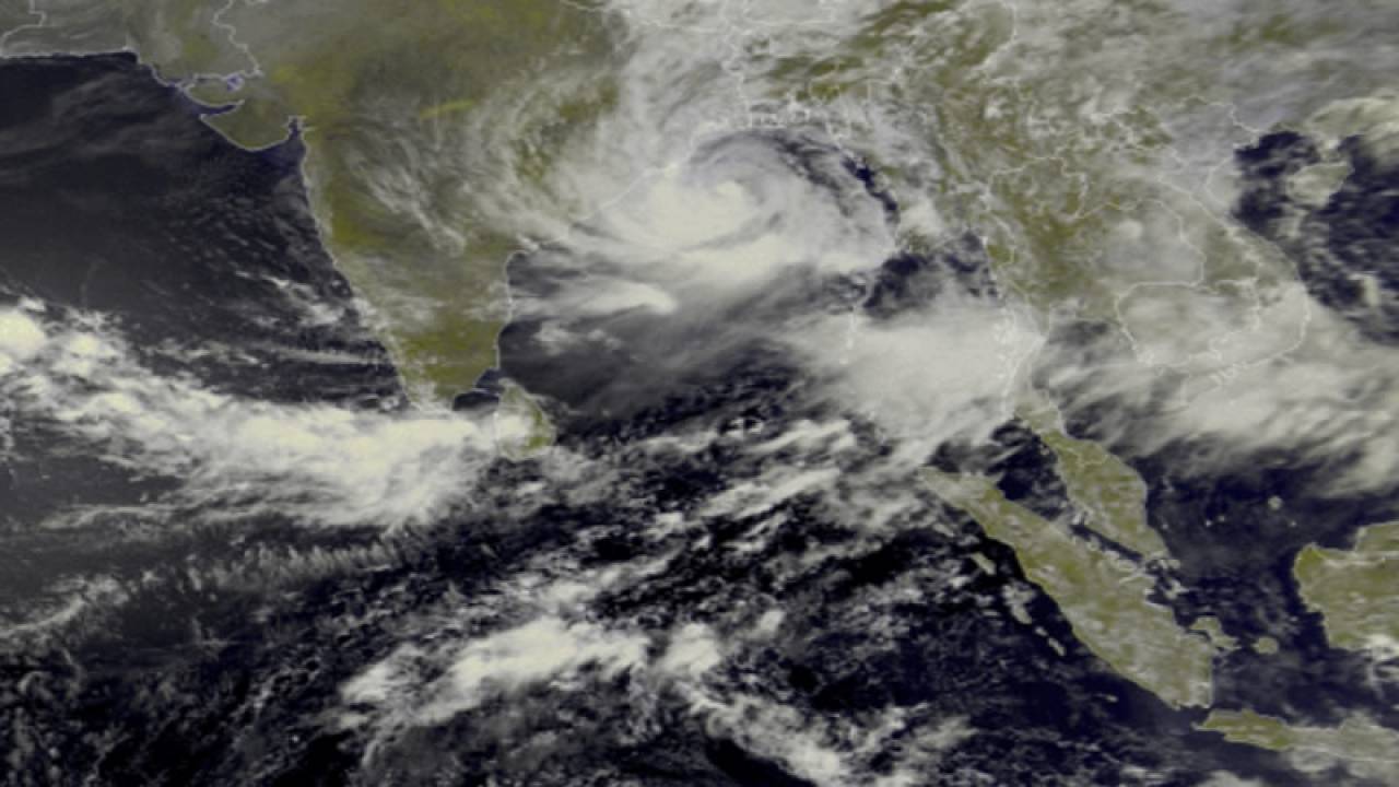 ciclone Yaas sul Golfo del Bengala