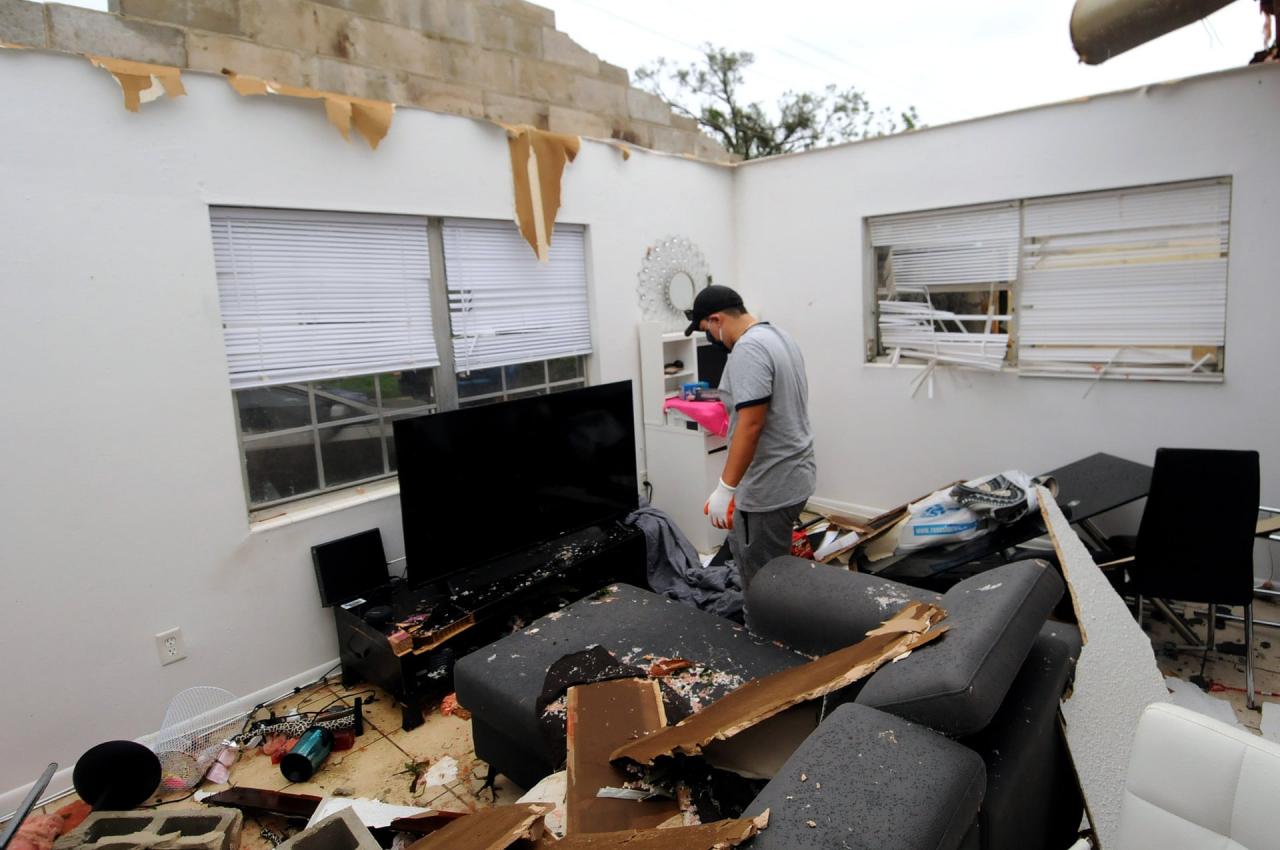 Gli effetti della tempesta Cristobal in Florida (Fonte: Paul Hennessy / SOPA Images / REX / Shutterstock)