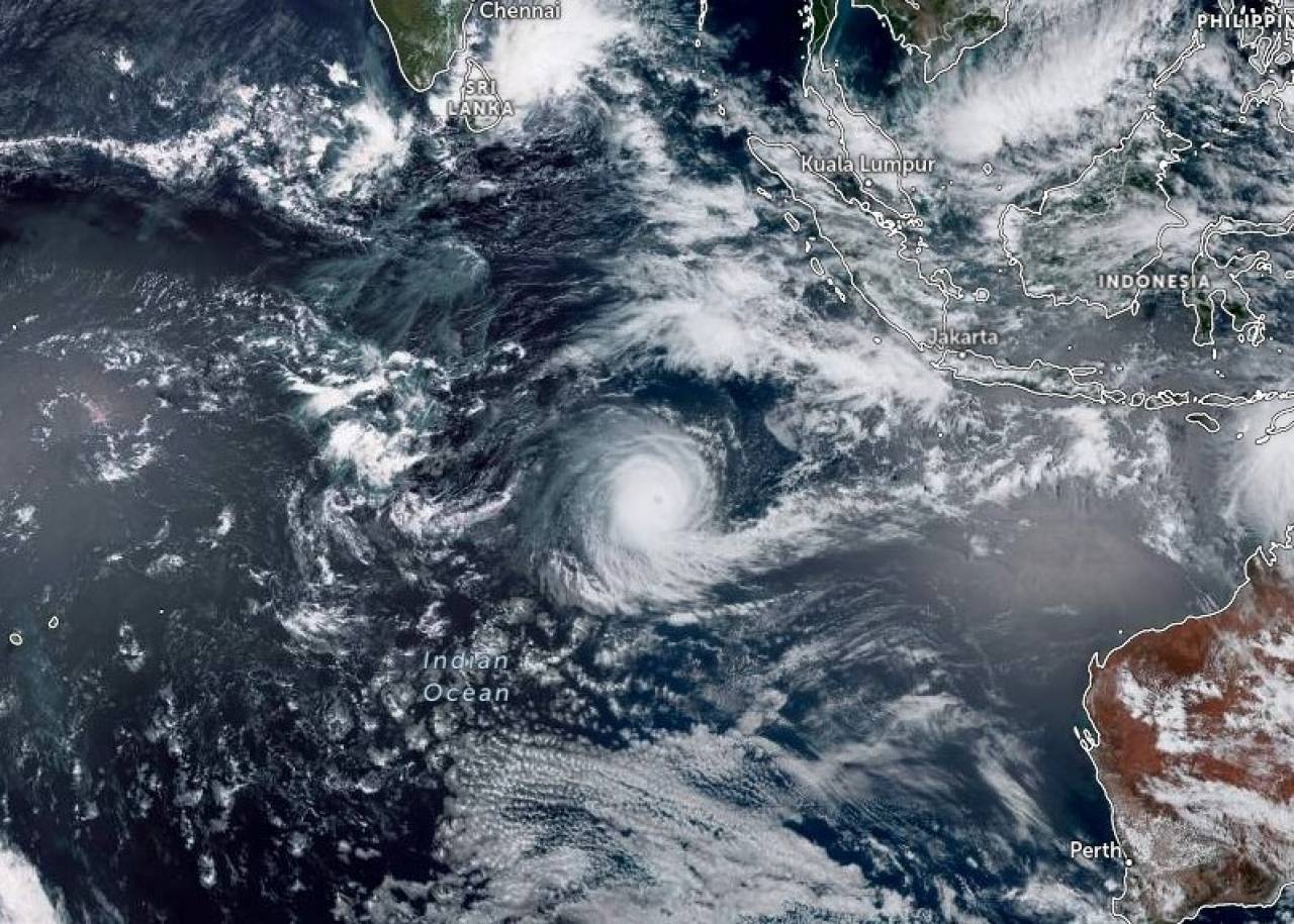 Il ciclone tropicale Darian visto dal satellite