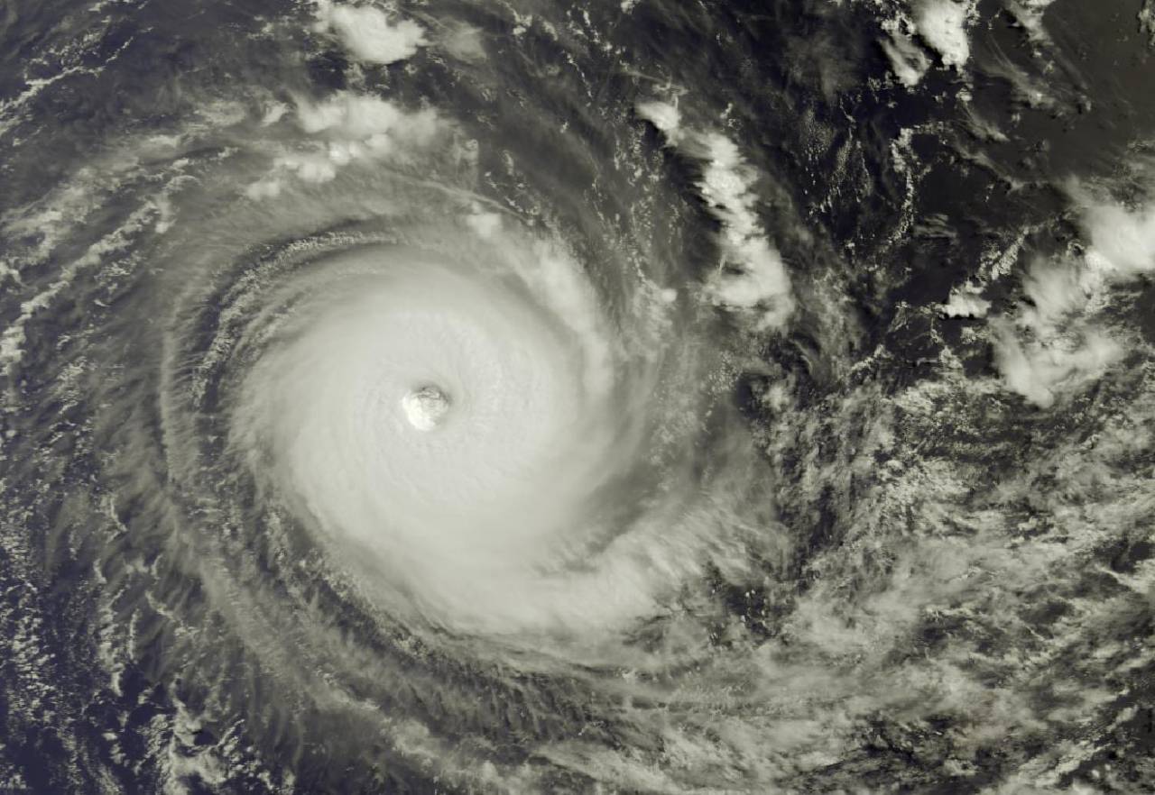 Il ciclone tropicale Habana vista dal satellite