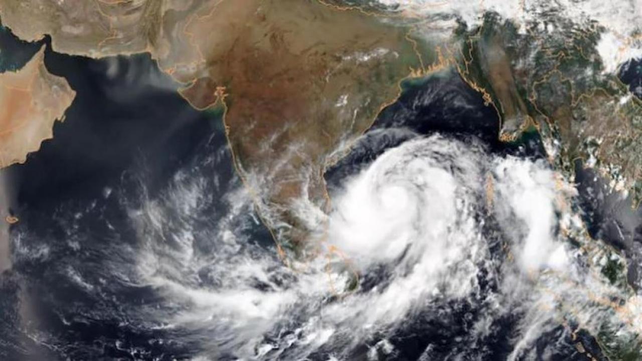 Il ciclone tropicale Mocha in formazione sul Golfo del Bengala