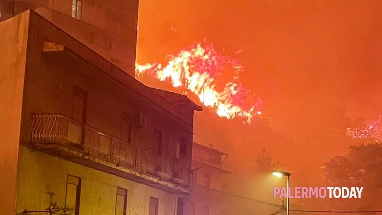 incendi alle porte di Palermo - fonte immagine Palermotoday