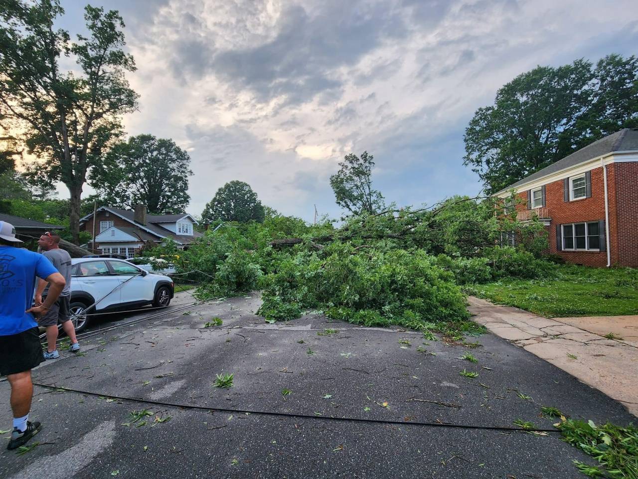 Ingenti danni a Cherryville in North Carolina