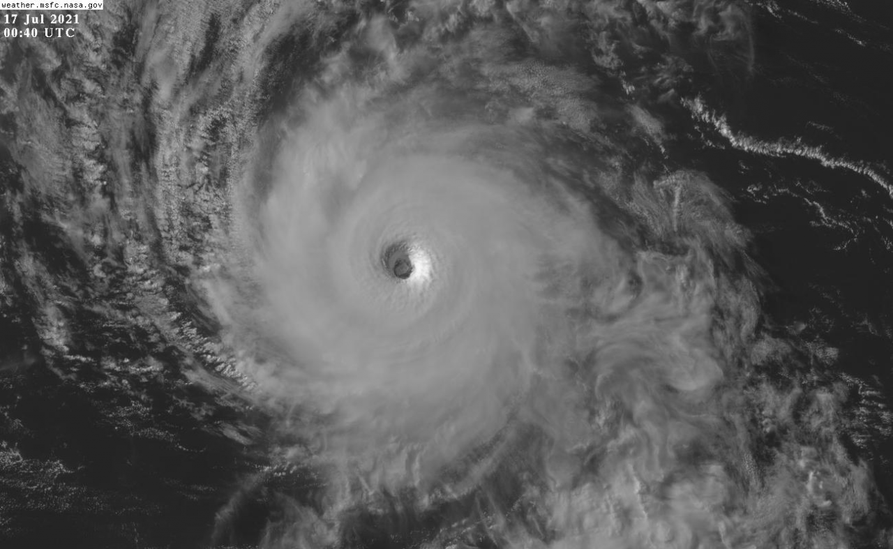 L'uragano Felicia vista dal satellite (Fonte: NASA)