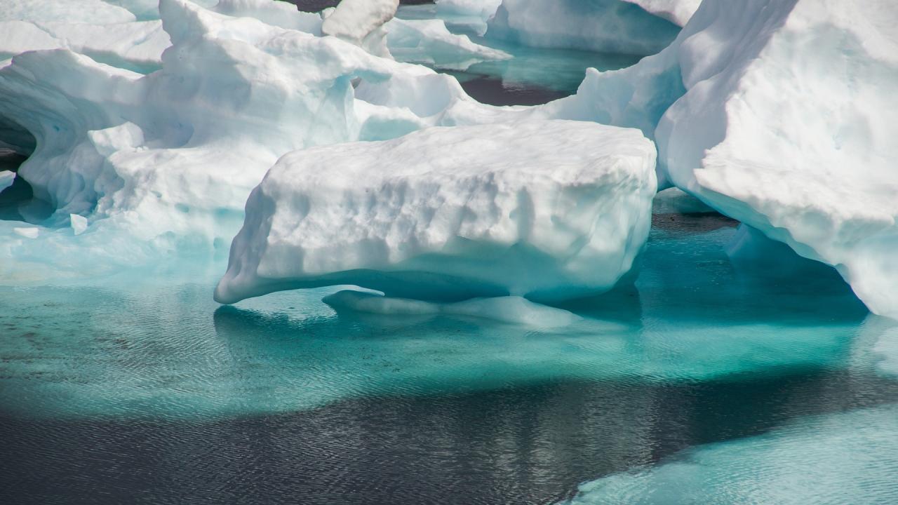 La Groenlandia dal 1998 sta perdendo inesorabilmente massa glaciale