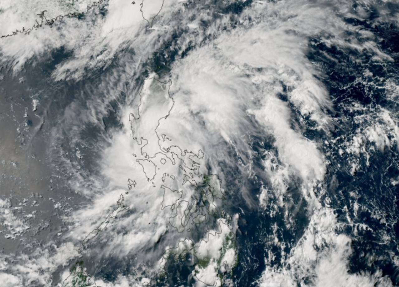 La tempesta tropicale Ewiniar vista dal satellite