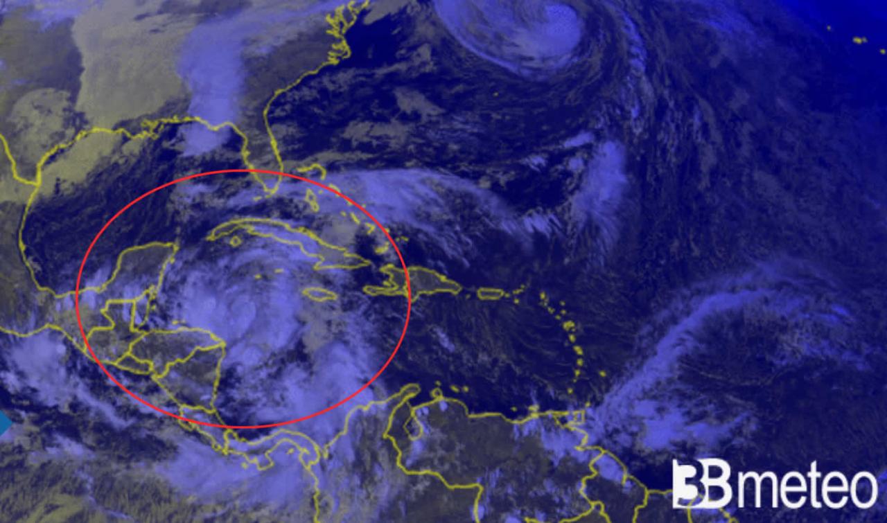 tempesta tropicale Zeta sui Caraibi
