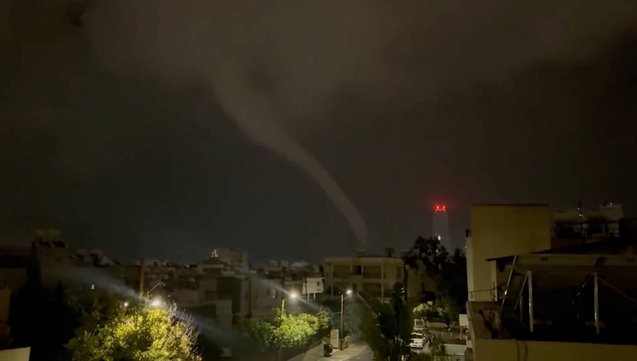 Tornado a Cipro (Fonte immagine: @kairokiitsak via X)