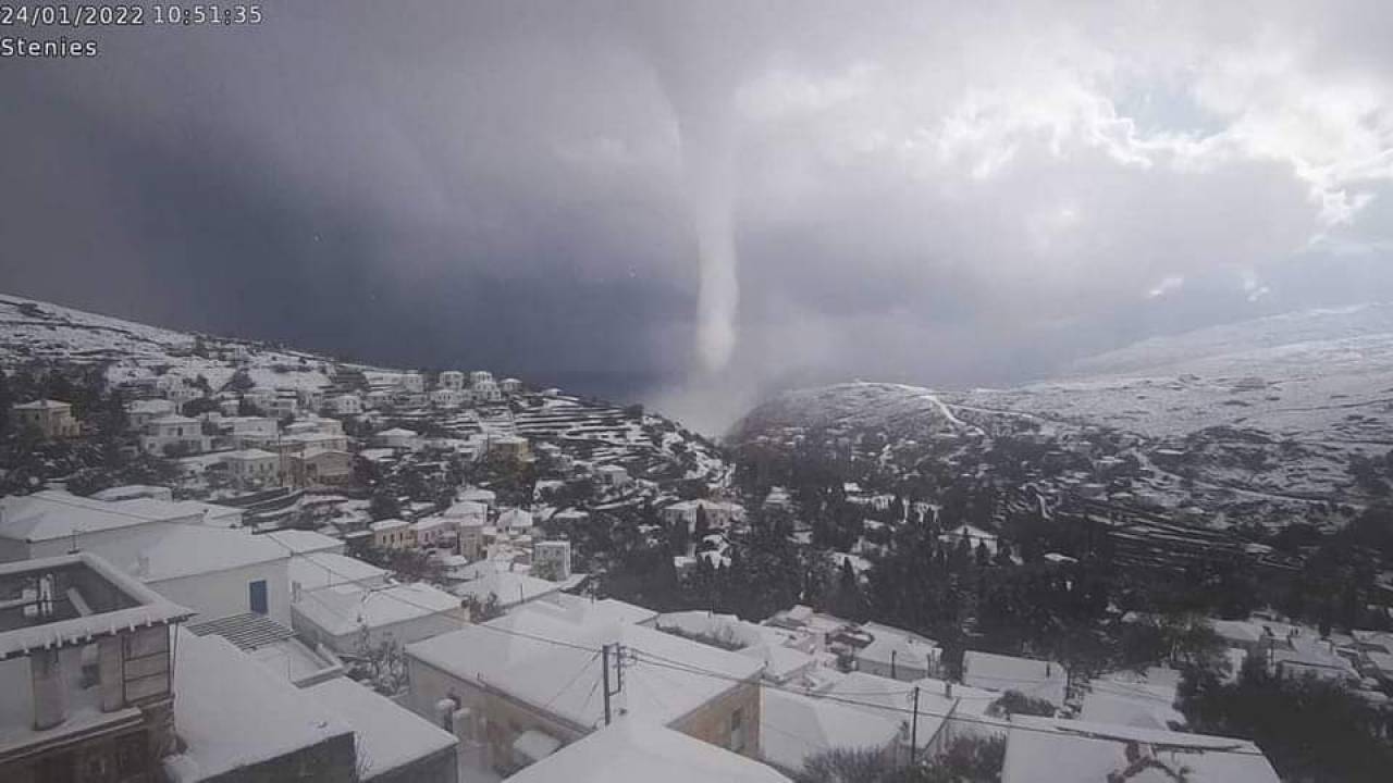 Tornado di neve ad Andros, nell'Egeo (Fonte immagine: Sever Weather Greece)