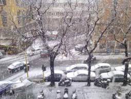 Neve a Roma!