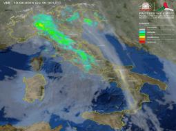 Immagine radar: piogge specie in Lombardia, fenomeni anche sulle Tirreniche