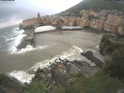Webcam di Genova Nervi, forti piogge e mareggiate in atto