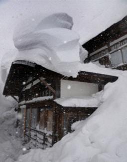 Neve record in Giappone, misurati quasi 6 metri!