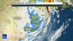 Immagine da satellite (by: http://www.weather.com)