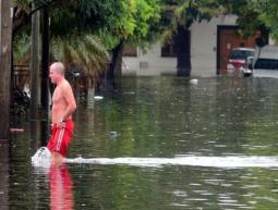 Alluvione tra Buenos Aires e La Plata (fonte: ilmessaggero.it)