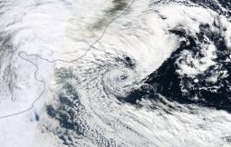 Ciclone Yakecan visto dal satellite nel visibile 