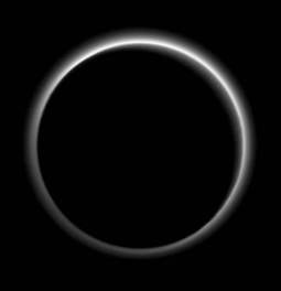 La foschia attorno a Plutone