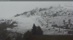 La neve ha raggiunto anche Artesina, Alpi cuneesi
