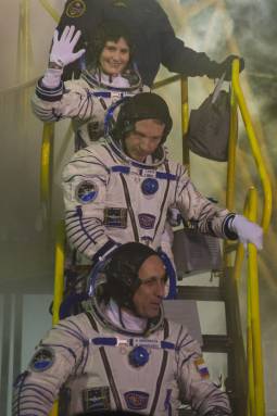 Samantha Cristoforetti entra nel'ISS