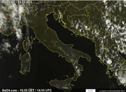 Ultima immagine satellitare (da notare il temporale che si &egrave; sviluppato tra l'alto Piemonte e la Val d'Aosta)