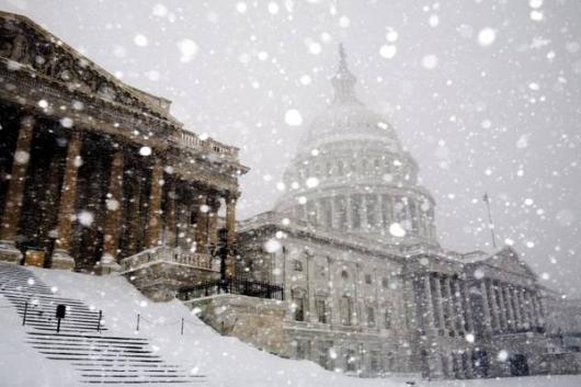 Eccezionale nevicata nei giorni scorsi sulla Capitale, ricoperta da una coltre bianca di ben 63 cm.