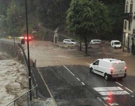 Allagamenti in Val Brembana. (Fonte immagine: Maria Rita Sangiovanni?)