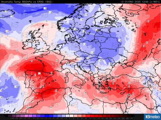 Anomalie di temperature a 850 hPa per martedì 10 giugno