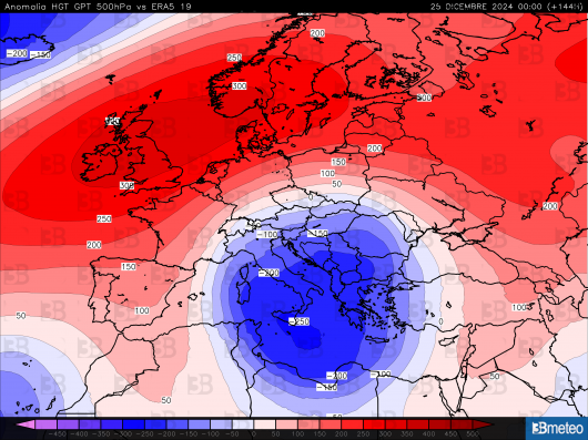 Anomalie geopotenziale a 500hPa previste per la notte di Natale