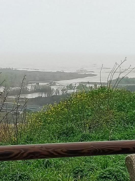 Crollo del ponte sulla SS16 all'altezza di Montenero alla foce del Trigno (Foto di Angelo Marolla)