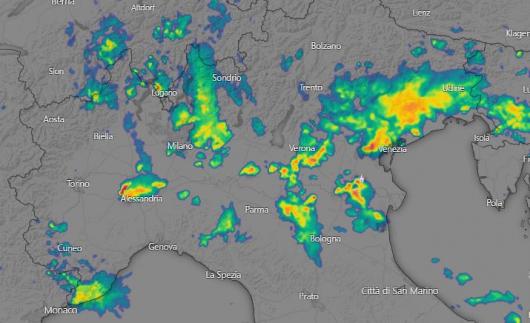 Forti temporali al Nord, la situazione vista dal Radar (windy)