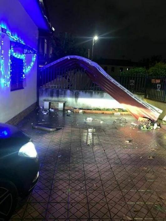  I danni provocati dal passaggio del tornado a Santa Maria Goretti, Catania. Fonte CATANIATODAY