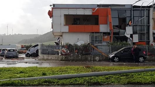 Il Centro Commerciale le Spighe danneggiato dal tornado