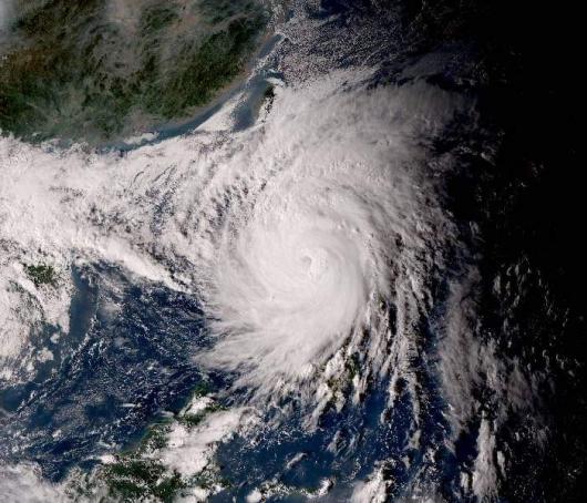 Il tifone Vamco visto dal satellite