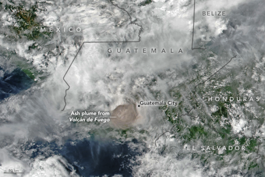 Immagini riprese da Joshua Stevens, usando i dati VIIRS dal Suomi National Polar-orbiting Partnership