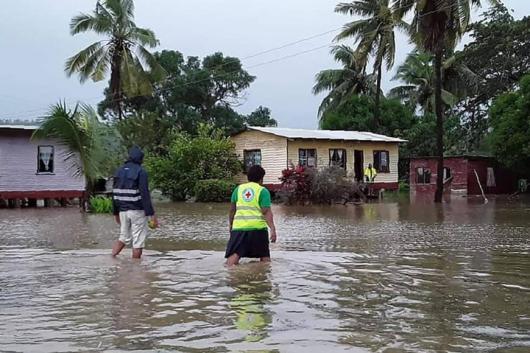 Inondazione nelle Isole Fiji per il ciclone Harold (Fonte: FEDERAZIONE INTERNAZIONALE DI CROCE ROSSA PACIFIC / VIA AFP-JIJI)