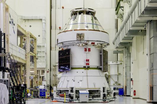 La capsula Orion in fase di montaggio