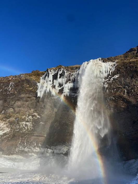 La cascata di Seljalandsfoss