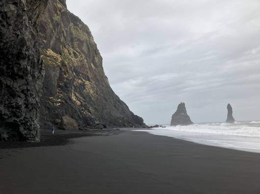 La spiaggia nera di Reynisfjara