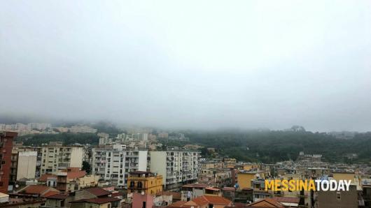 Messinatoday, la nebbia che avvolge la città di Messina