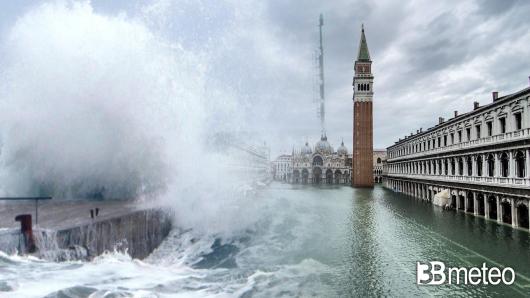 Meteo, venti forti e mareggiate in arrivo. Acqua alta a Venezia