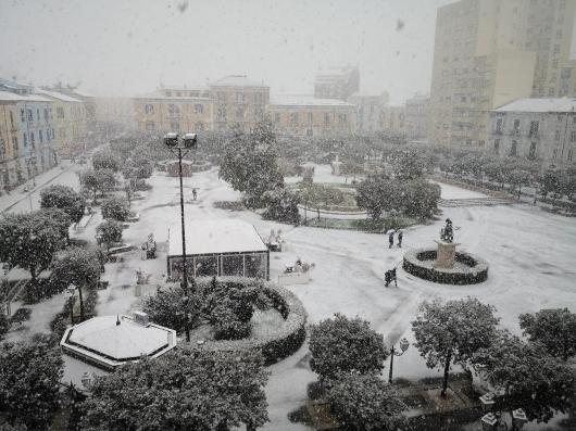 Neve al Sud, tanta in Molise, anche a Campobasso (foto di Simone Cretella)