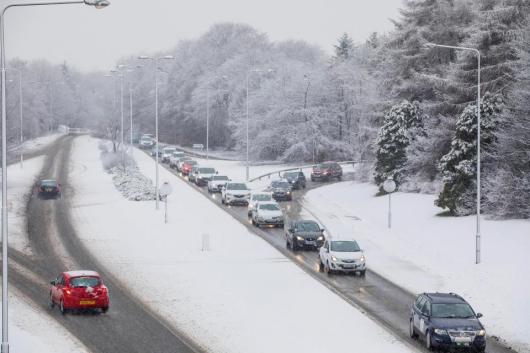 Neve e gelo in Europa, molti disagi in Inghilterra