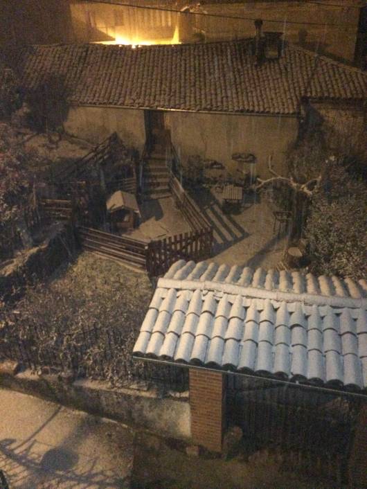 Nevicata la scorsa sera anche a Trivero, nel biellese. Ringraziamo Simone Saimon per la foto