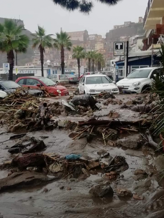 Nubifragio a Scilla, ingenti danni