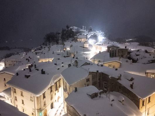 Pescocostanzo sepolta dalla neve, foto di Emanuele Valeri / Neve Appennino