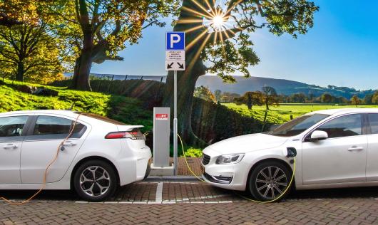 Punti di ricarica elettrica per auto