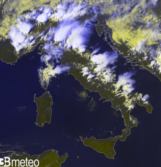 Scatto satellitare delle ore 16:00