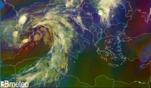 situazione attuale in Italia dal satellite